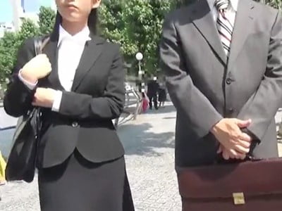 ＜マジックミラー＞ナンパされたＯＬとその上司がＨなミッション！バレたら即クビ！大金積まれてノリノリで中出し不倫ＳＥＸ！